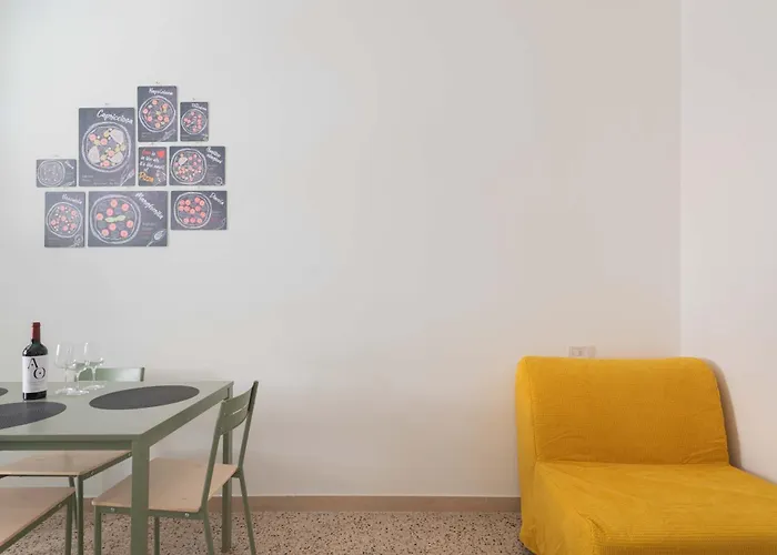 Vatican Light - Metro Cipro Apartment *